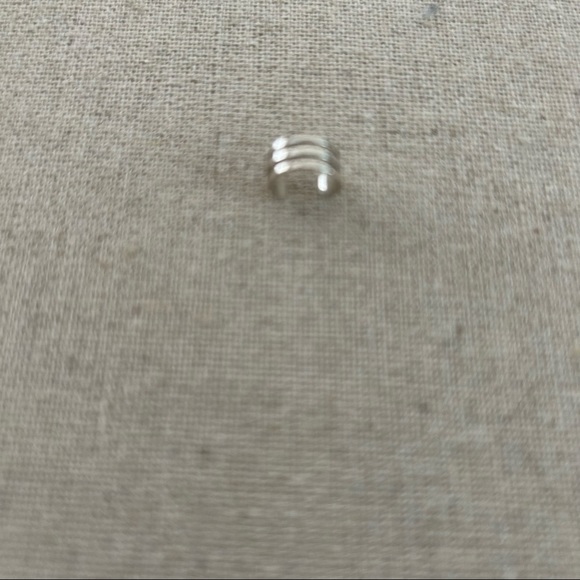 Lot of 10 Jewelry Pieces - J. Crew, Kinsley Armelle, etc - Picture 8 of 11